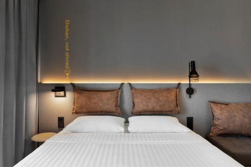 Imagen de la habitación del Hotel Moxy Szczecin City. Foto 4