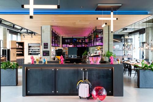 Imagen de los interiores del Hotel Moxy Utrecht. Foto 6