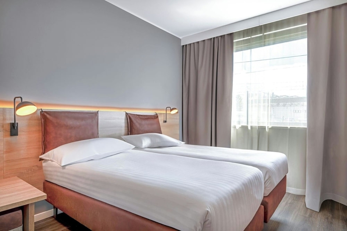Imagen de la habitación del Hotel Moxy Verona. Foto 3