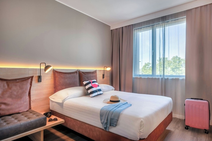 Imagen de la habitación del Hotel Moxy Verona. Foto 15