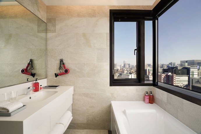 Imagen de la habitación del Hotel Moxy by Marriott Seoul Insadong. Foto 13