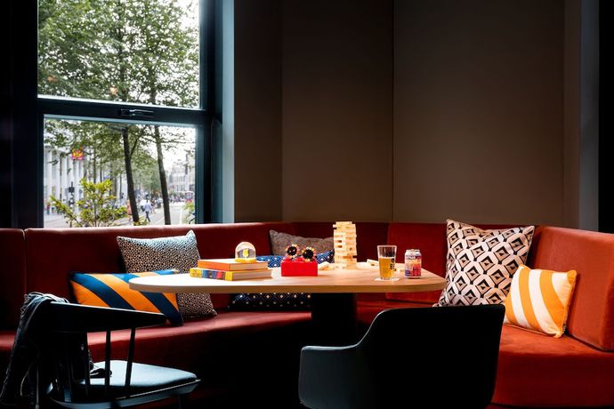 Imagen de los interiores del Hotel Moxy the Hague. Foto 17