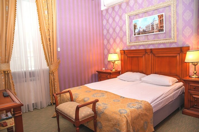 Imagen de la habitación del Hotel Moya Glinka. Foto 18