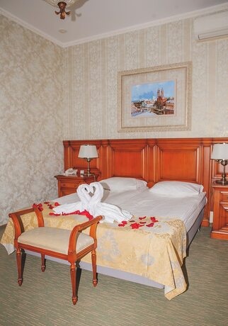 Imagen de la habitación del Hotel Moya Glinka. Foto 19