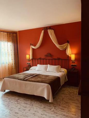 Imagen de la habitación del Hotel Moya Restaurante. Foto 19
