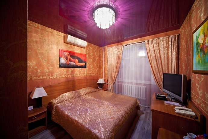 Imagen de la habitación del Hotel Moya, Samara. Foto 9