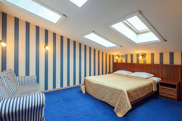 Imagen de la habitación del Hotel Moyka 5. Foto 2