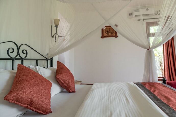 Imagen de la habitación del Hotel Moyoni Airport Lodge. Foto 16
