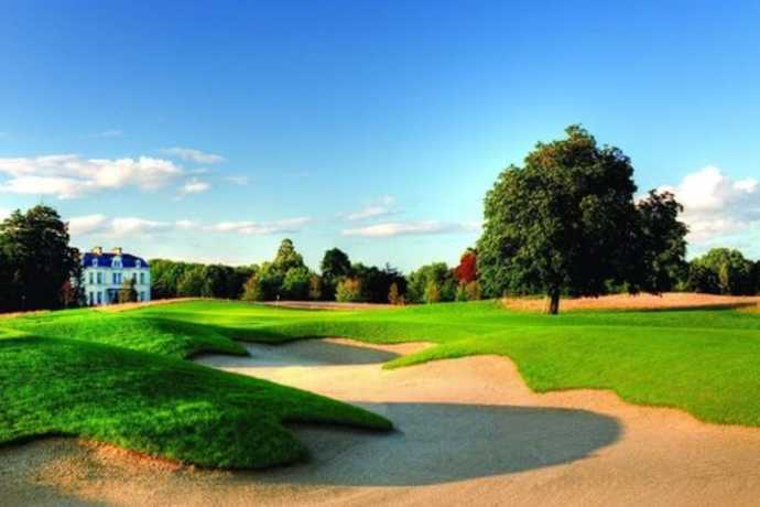 Imagen general del Hotel Moyvalley and Golf Resort. Foto 2