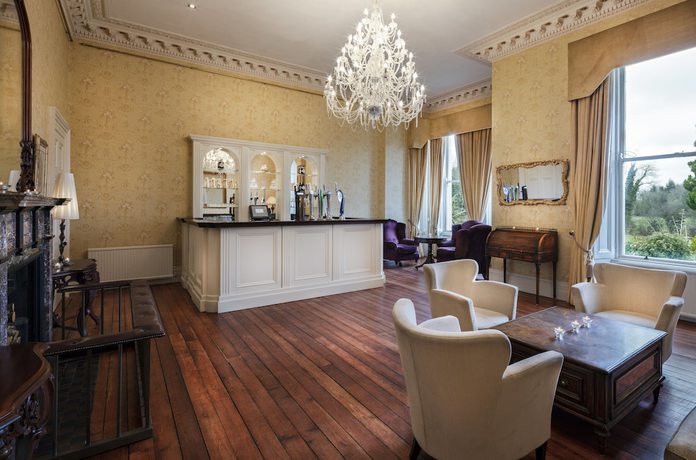 Imagen de los interiores del Hotel Moyvalley and Golf Resort. Foto 20