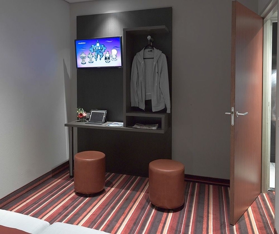 Imagen de la habitación del Hotel Mozart, Ámsterdam. Foto 8