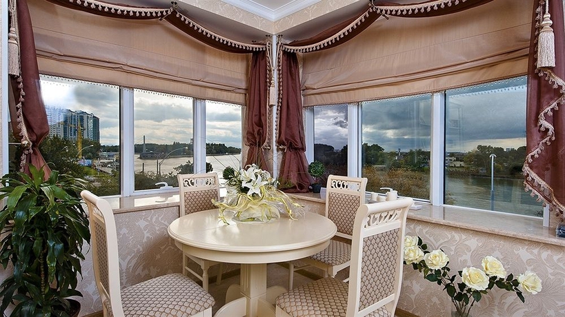 Imagen de la habitación del Hotel Mozart, Krasnodar. Foto 11