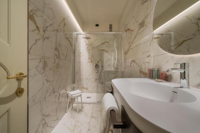 Imagen de la habitación del Hotel Mozart, Mil&aacute;n. Foto 12