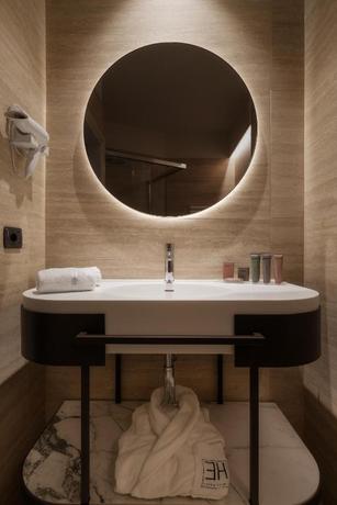 Imagen de la habitación del Hotel Mozart, Mil&aacute;n. Foto 13