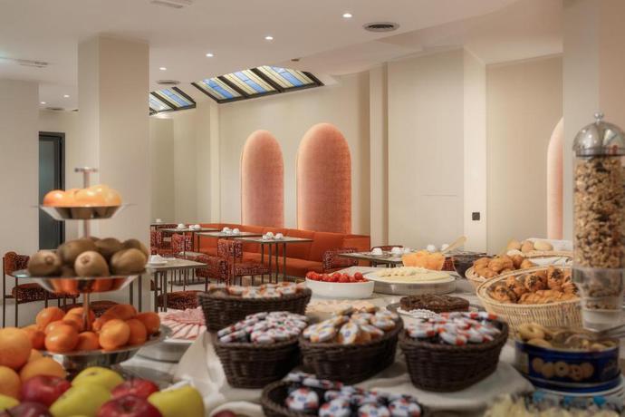 Imagen del bar/restaurante del Hotel Mozart, Milán. Foto 1