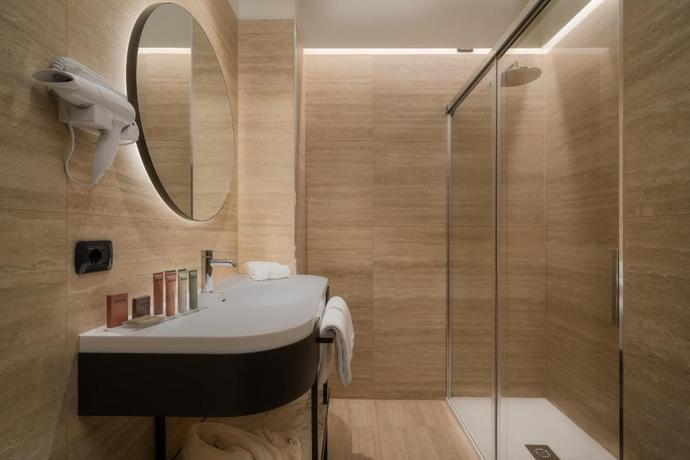 Imagen de la habitación del Hotel Mozart, Mil&aacute;n. Foto 15
