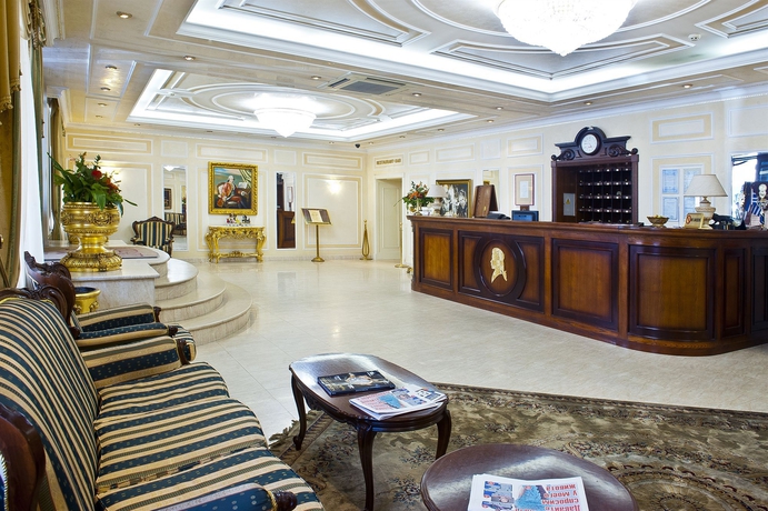 Imagen de los interiores del Hotel Mozart, Odessa. Foto 14