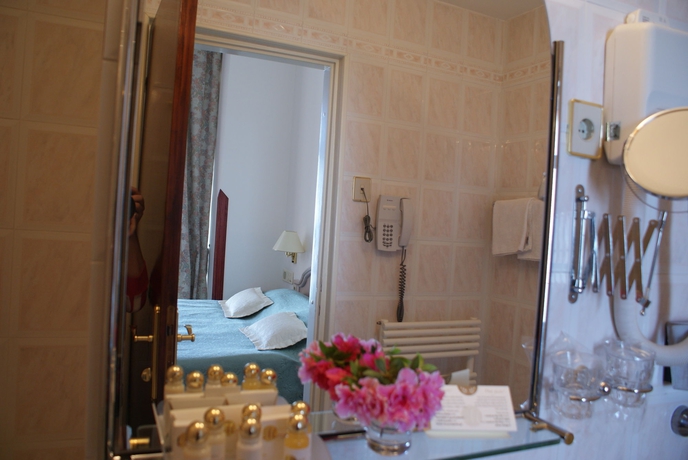 Imagen de la habitación del Hotel Mozart, Opatija. Foto 13