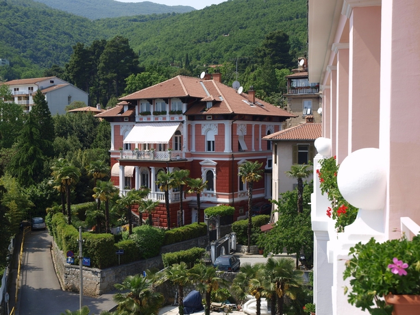 Imagen general del Hotel Mozart, Opatija. Foto 1