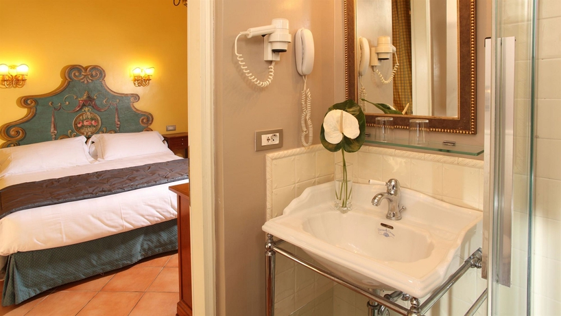 Imagen de la habitación del Hotel Mozart, Roma. Foto 9
