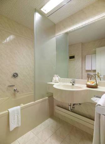 Imagen de la habitación del Hotel Mozart Rorschach. Foto 5