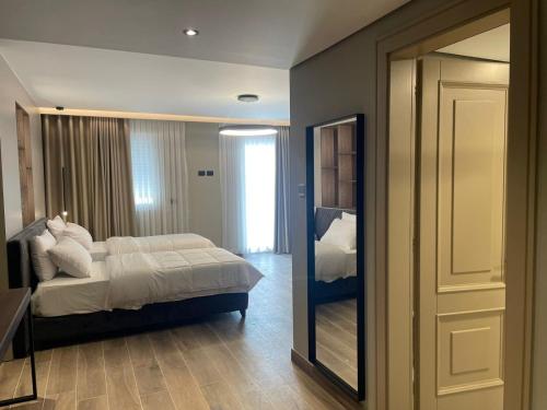 Imagen general del Hotel Mozart, Shkoder. Foto 4