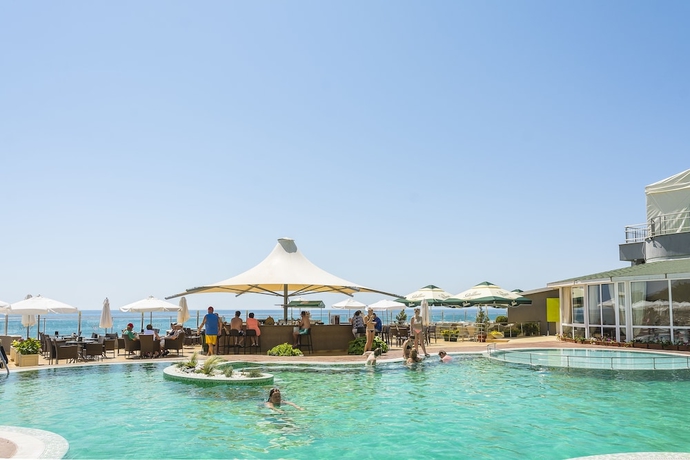 Imagen de la piscina del Hotel Mpm Arsena. Foto 18