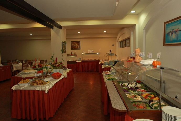 Imagen del bar/restaurante del Hotel Mpm Guinness. Foto 2