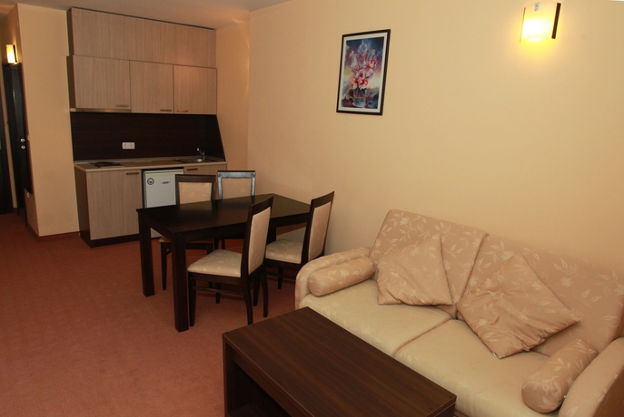 Imagen de los interiores del Hotel Mpm Guinness. Foto 12