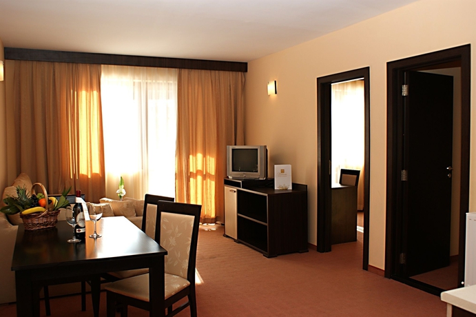 Imagen de los interiores del Hotel Mpm Guinness. Foto 13