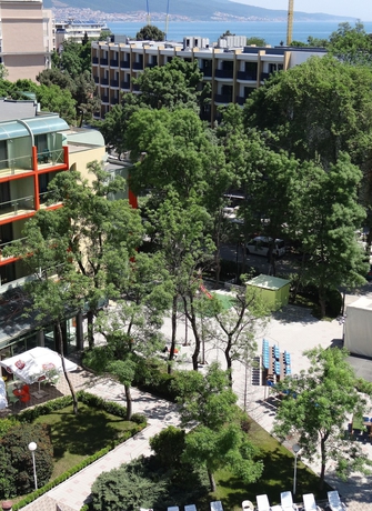 Imagen de los exteriores del Hotel Mpm Kalina Garden. Foto 8