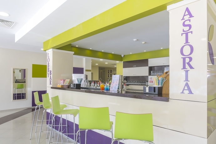 Imagen del bar/restaurante del Hotel Mpm Orel - Ultra All Inclusive. Foto 2