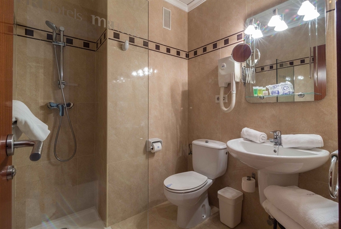 Imagen de la habitación del Hotel Mr Costa Blanca. Foto 12