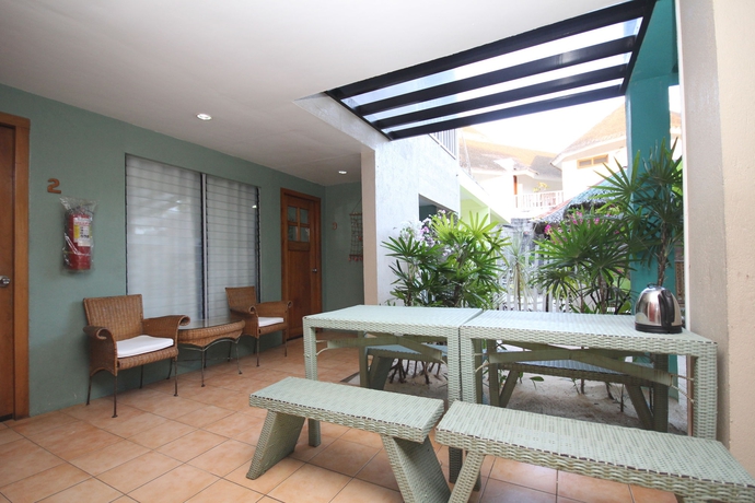 Imagen de los interiores del Hotel Mr Holidays. Foto 16