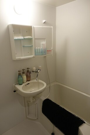 Imagen de la habitación del Hotel Mr. Kinjo Satomo In Ginowan. Foto 18