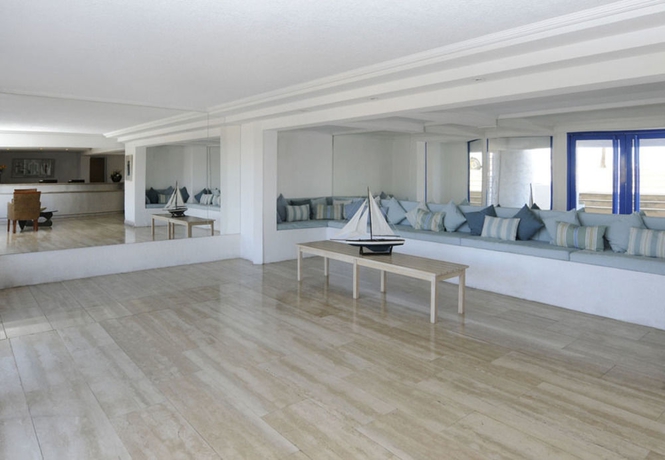 Imagen de los interiores del Hotel Mr Mar Suites. Foto 15