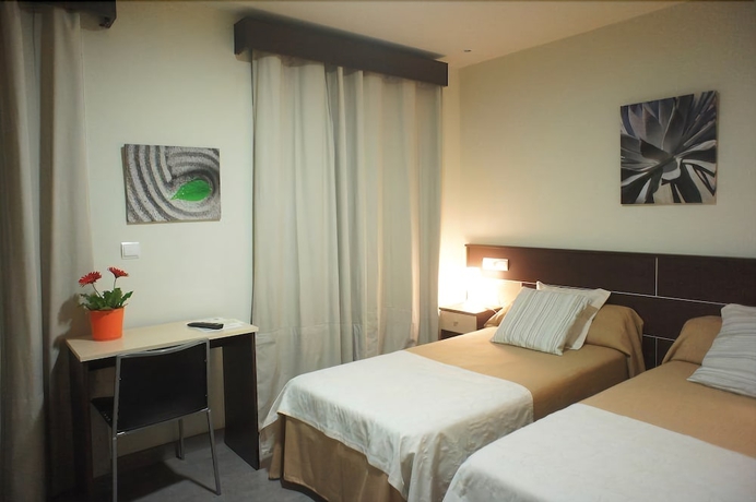 Imagen de la habitación del Hotel Mr, Tarragona. Foto 7