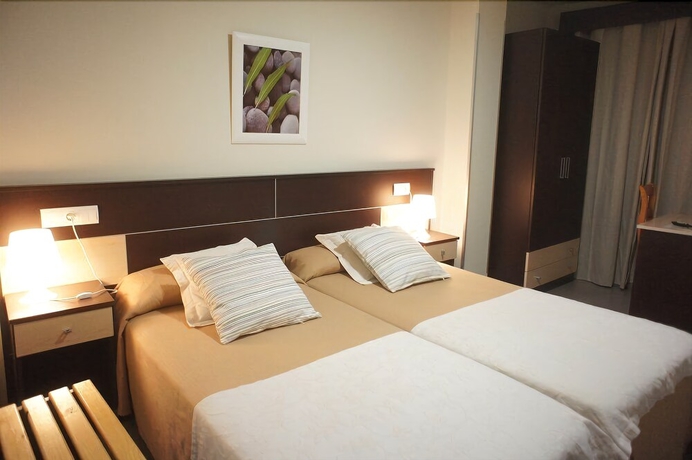 Imagen de la habitación del Hotel Mr, Tarragona. Foto 8