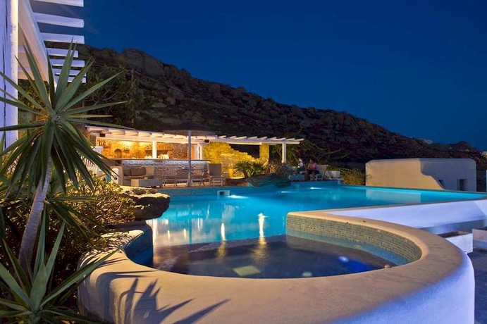 Imagen de la piscina del Hotel Mr and Mrs White Mykonos. Foto 13