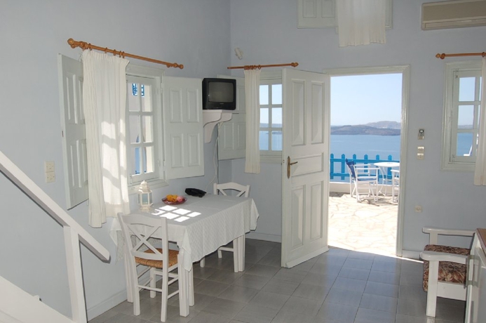 Imagen general del Hotel Mr and Mrs White Santorini. Foto 8