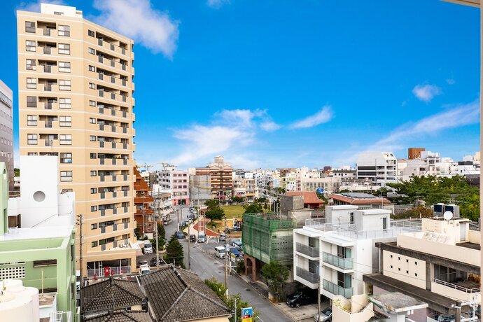 Imagen general del Hotel Mr.KINJO LINK in Kume NAHA. Foto 4