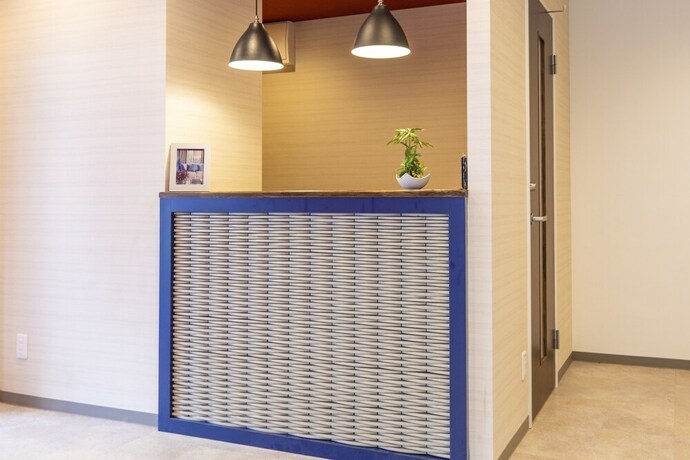 Imagen de los interiores del Hotel Mr.KINJO in Color'z Ciizi. Foto 33