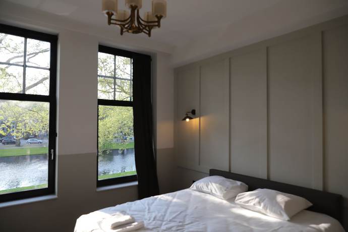 Imagen de la habitación del Hotel Mr.Lewis Rotterdam. Foto 6