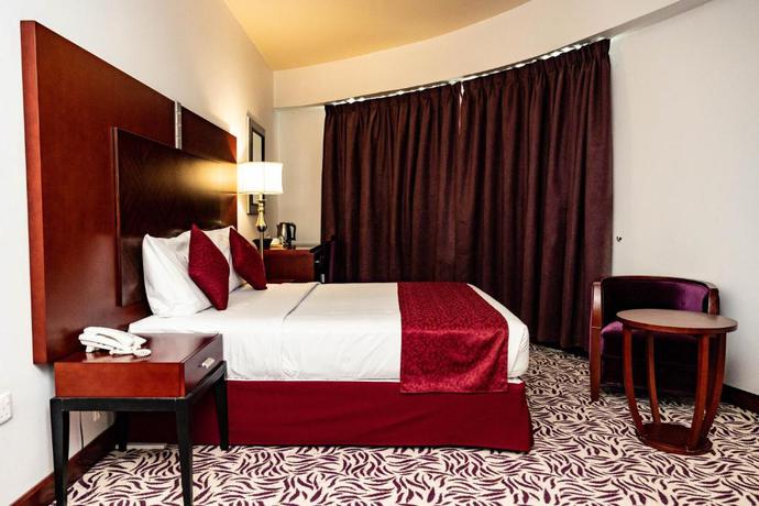 Imagen general del Hotel Mra Grand. Foto 8