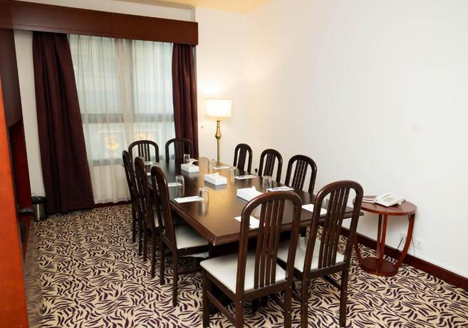 Imagen general del Hotel Mra Grand. Foto 11