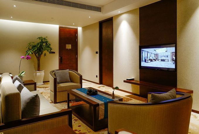 Imagen de la habitación del Hotel Mr.d Linyi. Foto 4