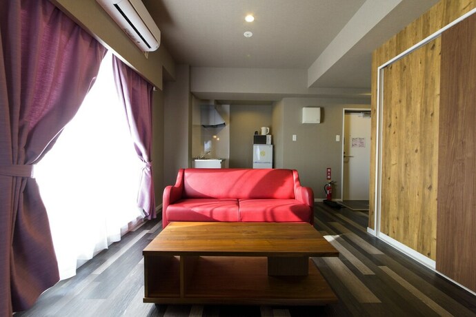 Imagen de la habitación del Hotel Mr.kinjo In Alaha Style. Foto 28