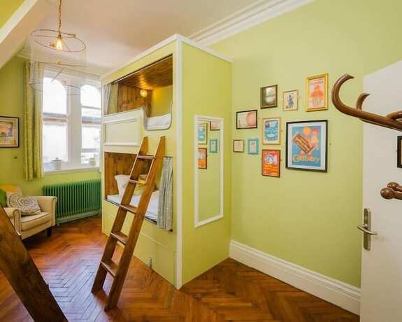 Imagen de la habitación del Hotel Mrs Potts Hostel. Foto 11