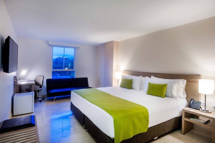 Imagen de la habitación del Hotel Ms Ciudad Jardín Plus. Foto 7