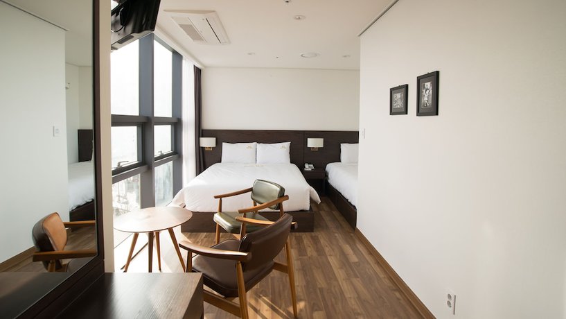 Imagen de la habitación del Hotel Ms. Foto 10